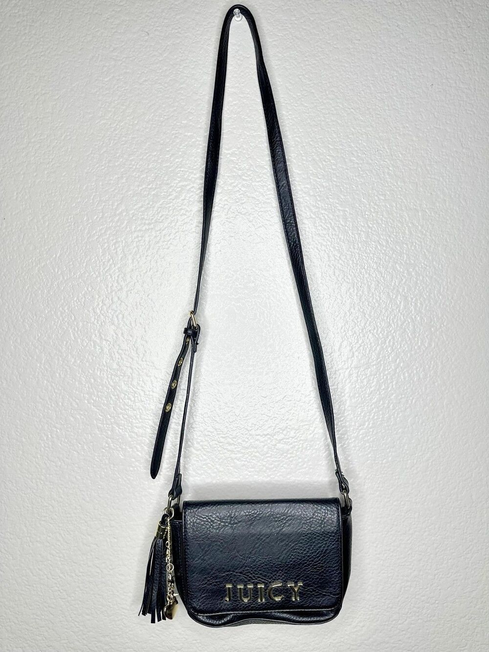 Juicy Couture Crossbody Bag Womens Small Black Faux Leather Tassel Mirror Charm